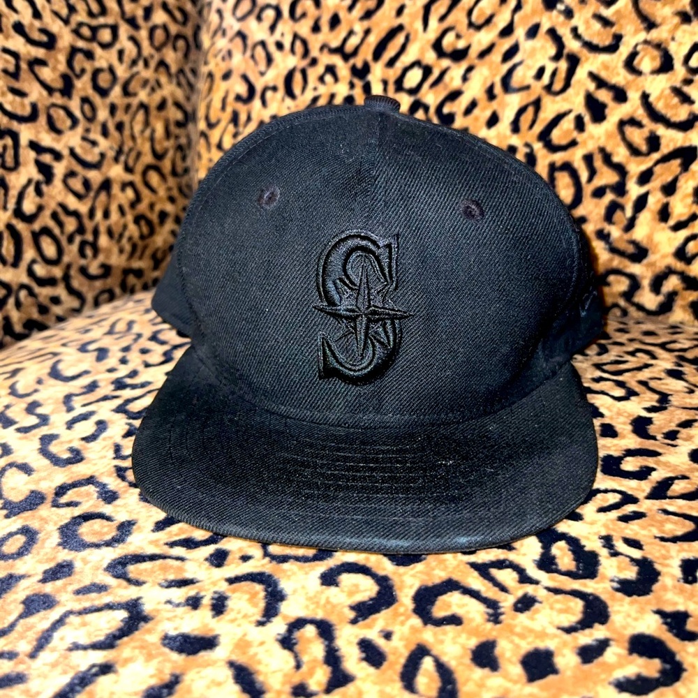 Boys mariners hat